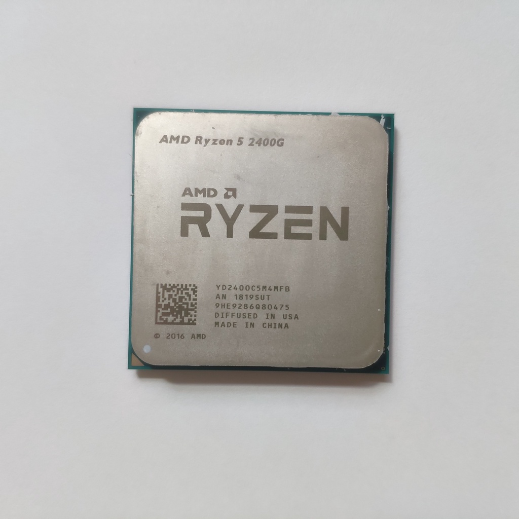 AMD Ryzen 5 2400G含原廠風扇