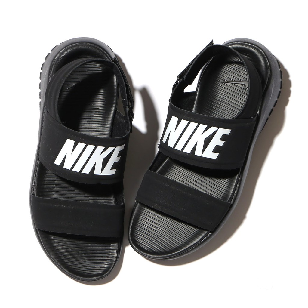 問真假請跳過「Parody」NIKE WMNS TANJUN SANDAL 黑白 大LOGO 涼拖鞋 23 - 26CM