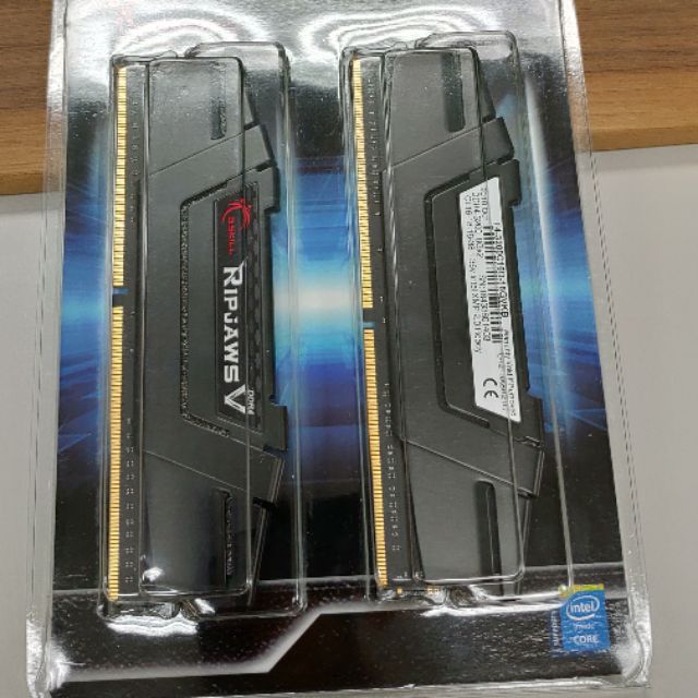 芝奇 RipjawsV DDR4 3200 CL16 8Gx2 (黑) 記憶體