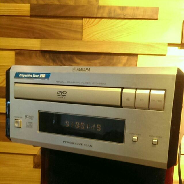 山葉，2手播放器，可播放CD,VCD,DVD,E600停業前的庫存。