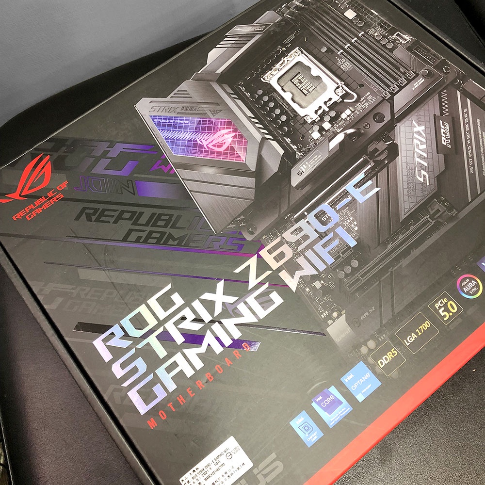 華碩 STRIX Z690-E GAMING WIFI 主機板(全新原價屋購入)