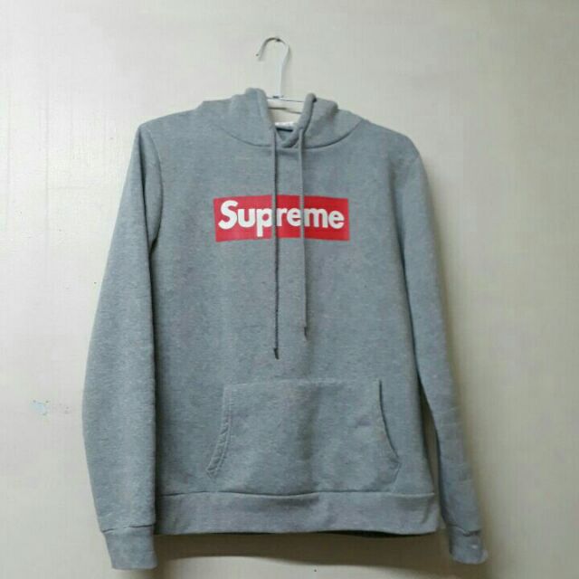 SUPREME 帽T