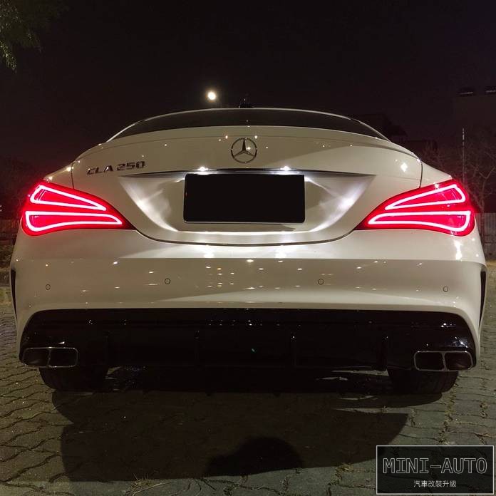 現貨免等☚ CLA45樣式 鋼琴黑後下擾流 四出尾飾管 套件 改裝 BENZ W117 CLA250 副廠 賓士