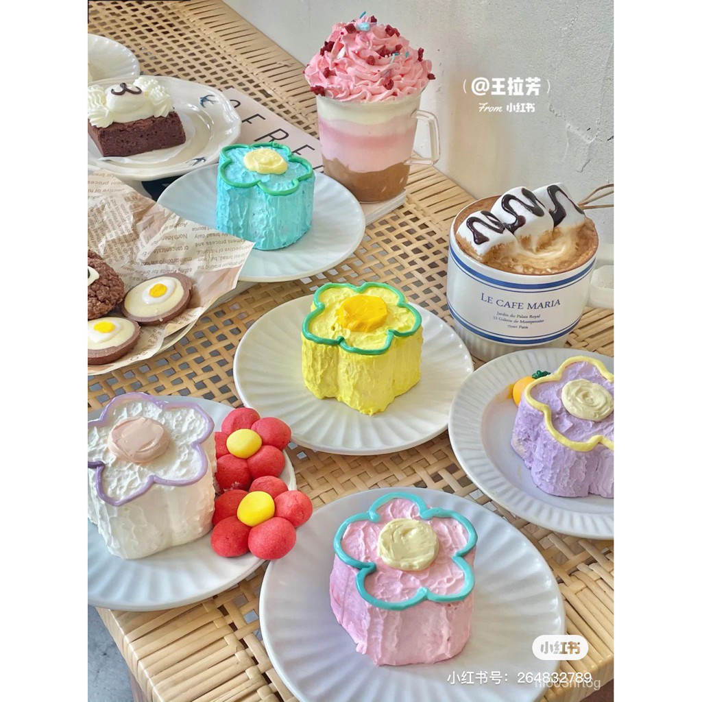 台灣發貨-廚房蛋糕模具-棒棒糖模具-烘焙工具復古小花蛋糕油畫風網紅慕斯蛋糕模具3寸（含一切片和一推模） KQCt