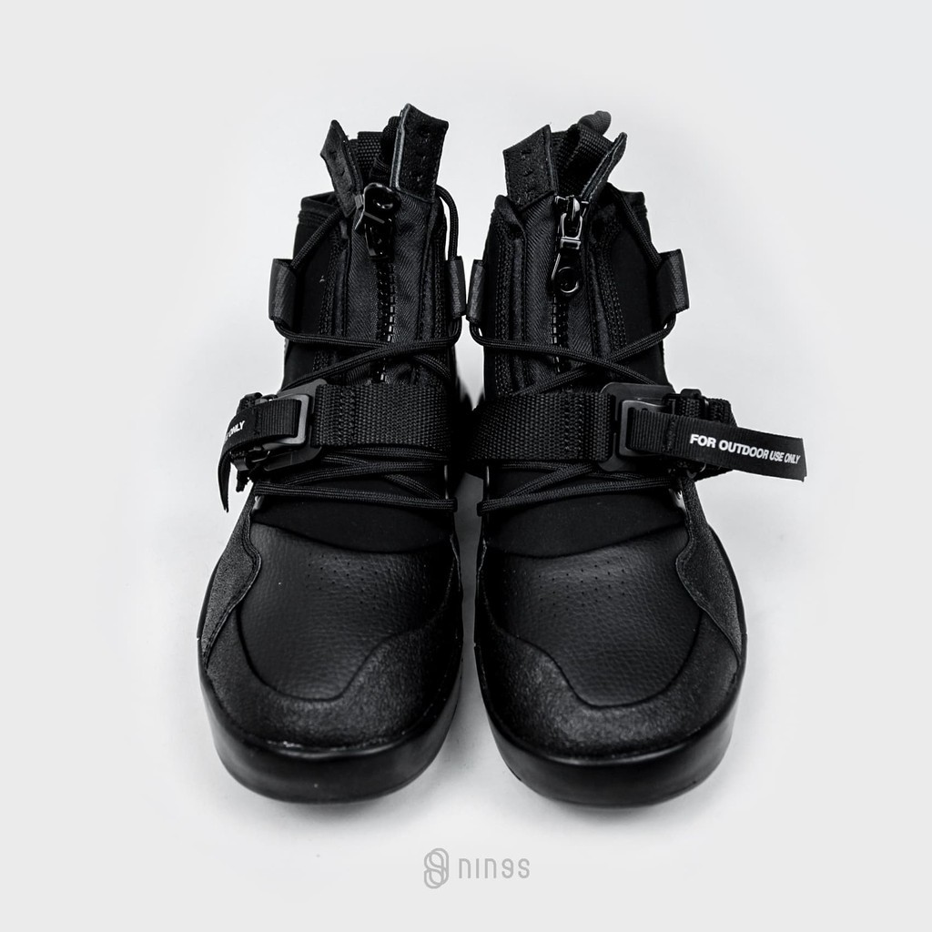 nike air force 270 utility all black