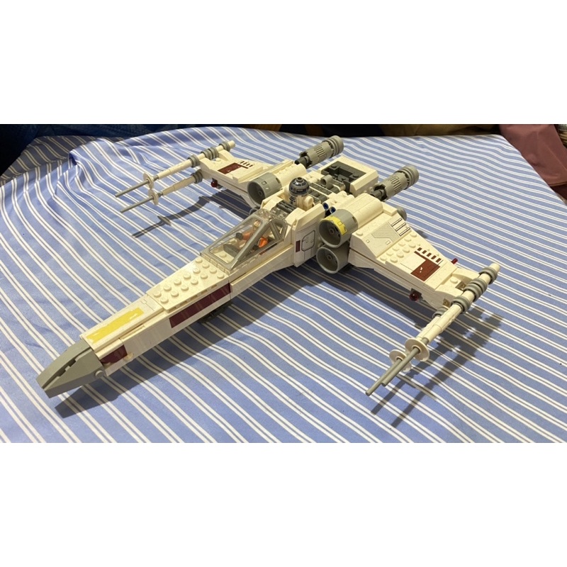 二手已組 LEGO樂高 75301 Luke Skywalker's X-Wing Fighter 盒在