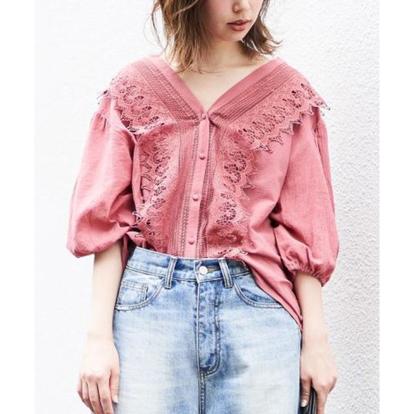 日本品牌 NICE CLAUP 全新現貨 純棉泡泡袖梅紅色復古雕花蕾絲襯衫
