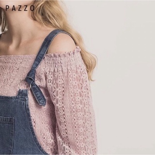 Pazzo氣質甜美粉紅色圖騰鏤空蕾絲一字領寬袖荷葉邊上衣