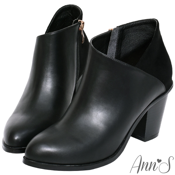 Ann’S一樣很瘦-側V異材質拼接美型粗跟短靴-黑