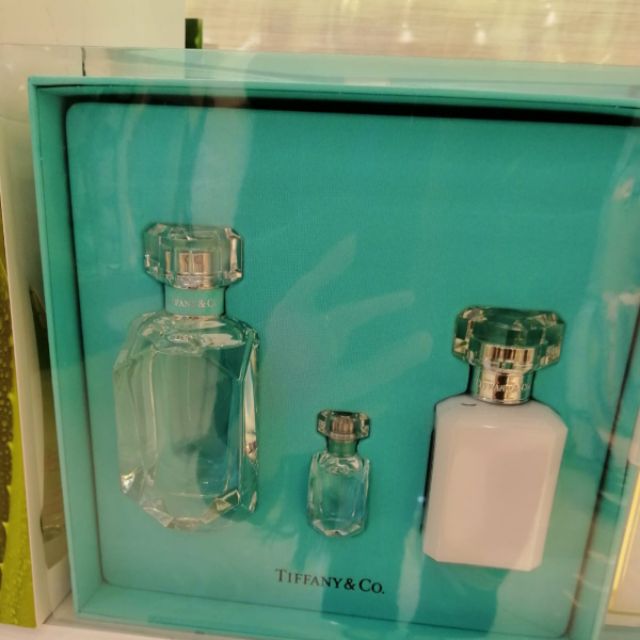 現貨~Tiffany&amp;co 免稅店香水乳液禮盒~過年生日禮物女人一輩子至少要擁有一次藍色小盒子.母親節送禮優選