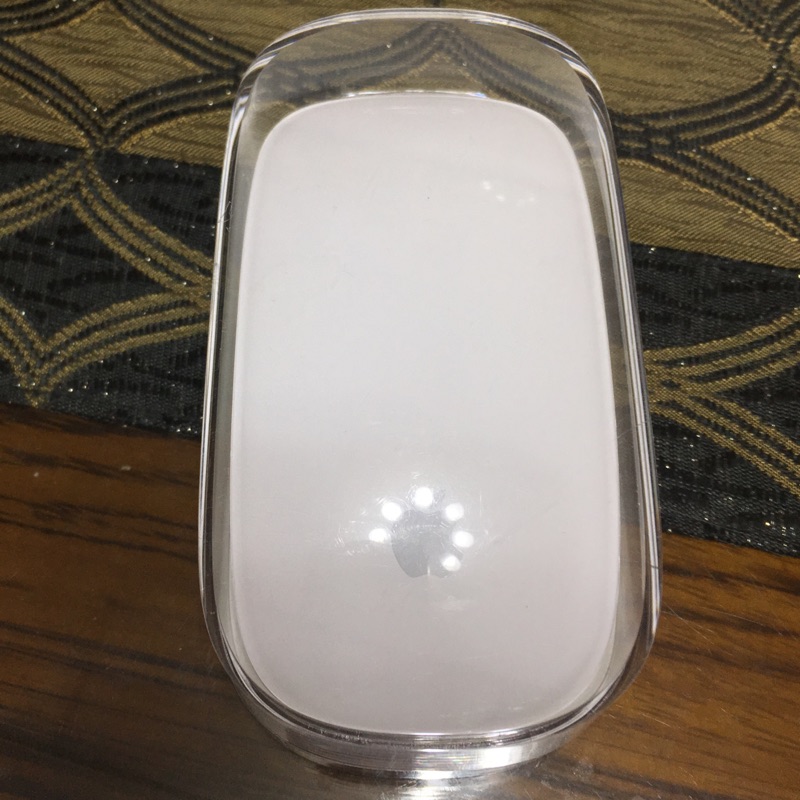 Apple Magic Mouse 1 代 可換電池版