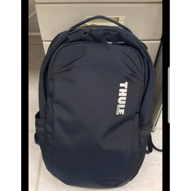 9成新 瑞典 THULE 都樂 Subterra 30L 大型旅行背包 雙肩電腦包 保證真品