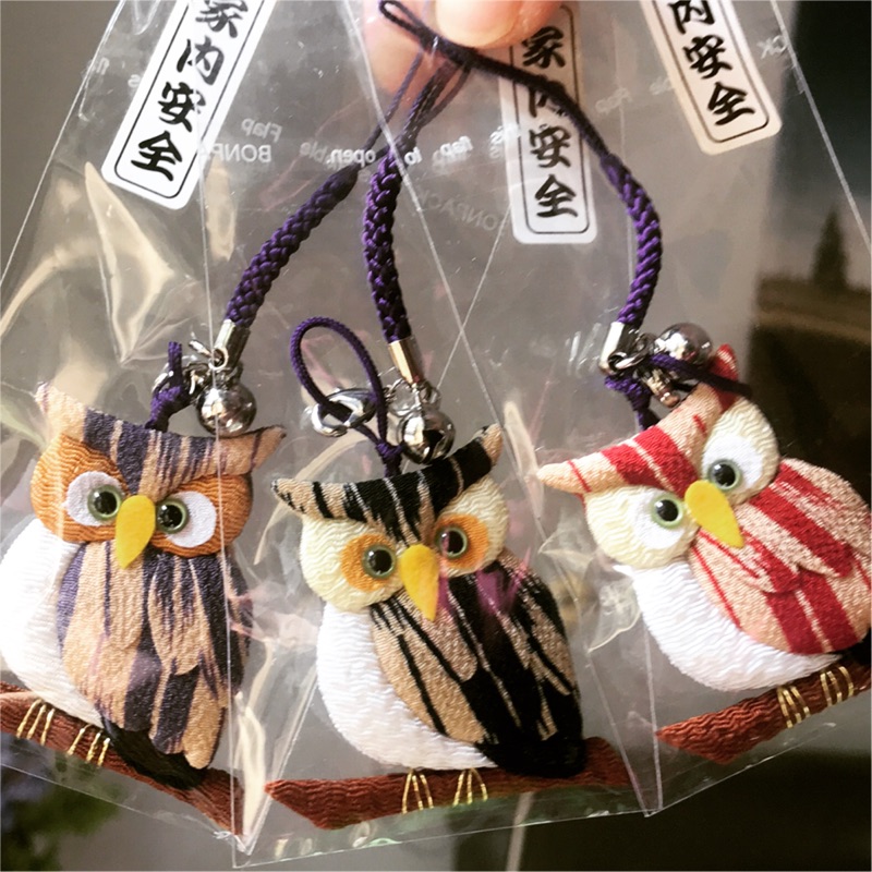 日本進口 絹布貓頭鷹 包包吊飾 手機吊飾