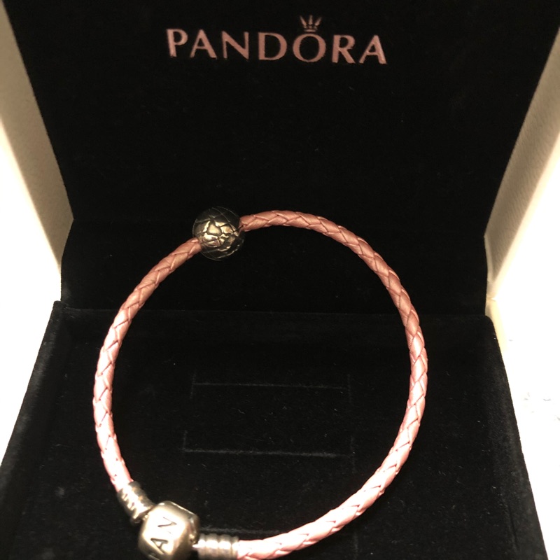 Pandora 手鍊與串珠