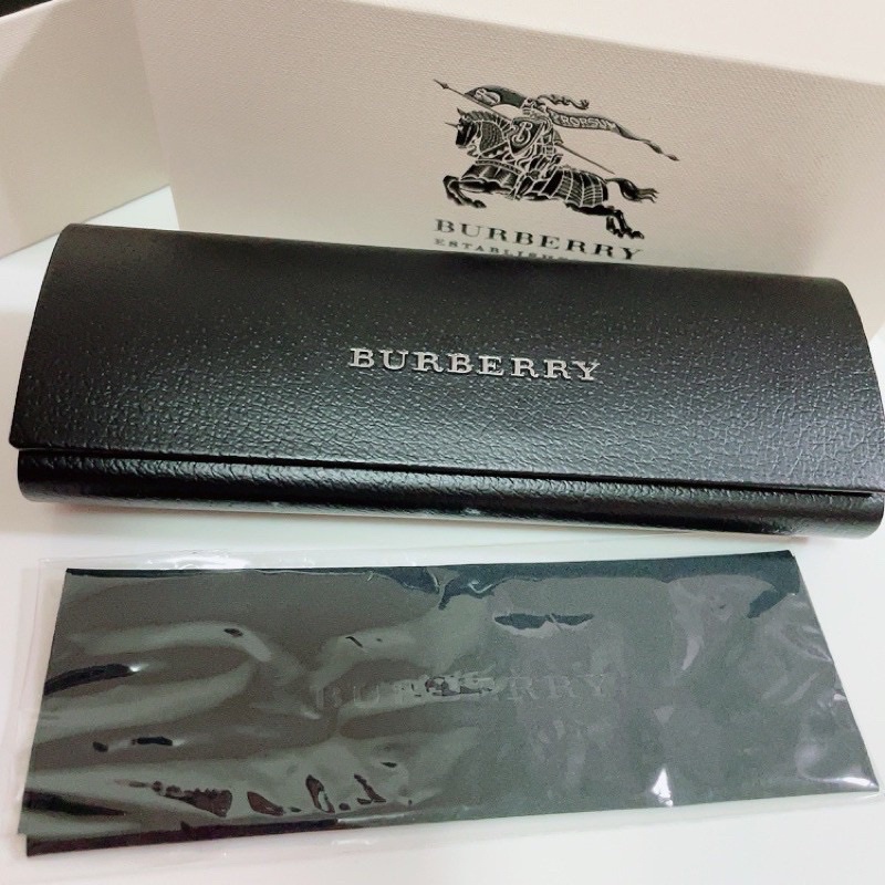 二手🖤精品眼鏡盒 博柏利BURBERRY  , 堡獅龍bossing 收納盒 盒子 質感禮盒 眼鏡擦拭布