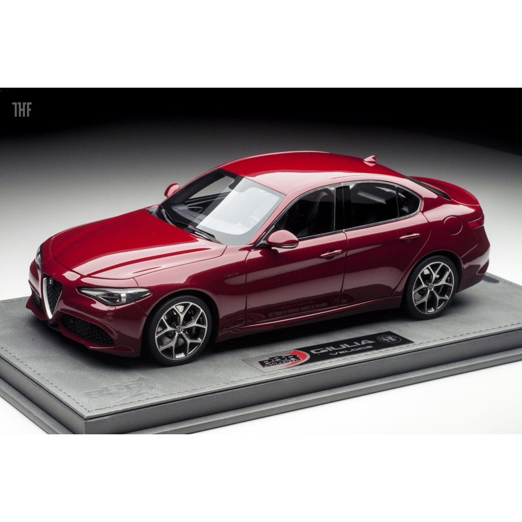 ALFA ROMEO GIULIA VELOCE 2016 限量36台 含展示罩 1/18 BBR