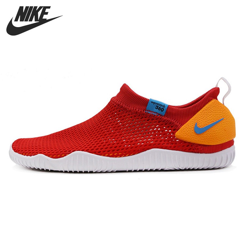 aqua sock 360 nike