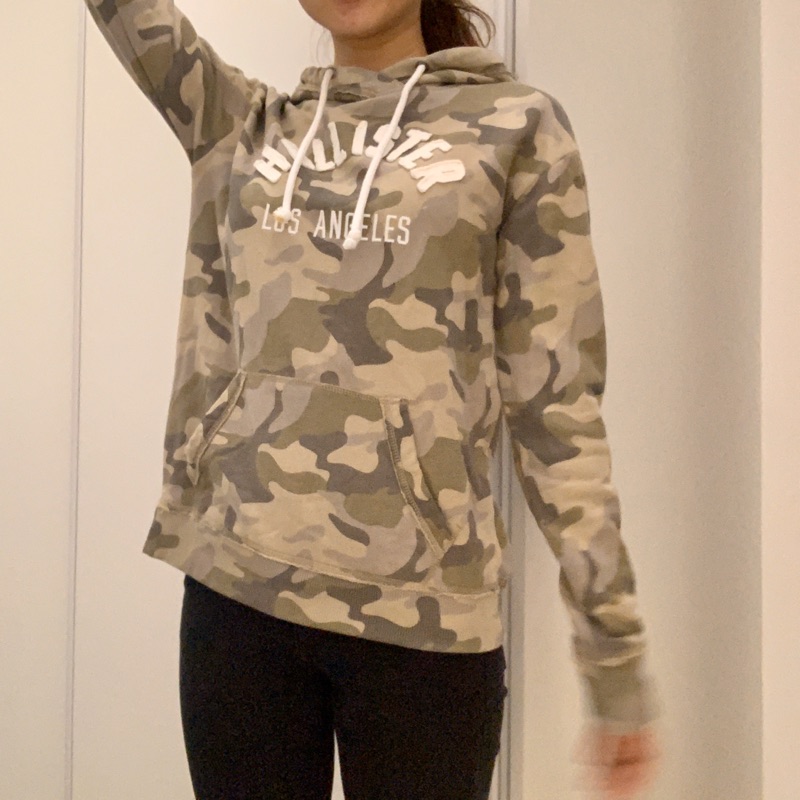 camo hollister hoodie