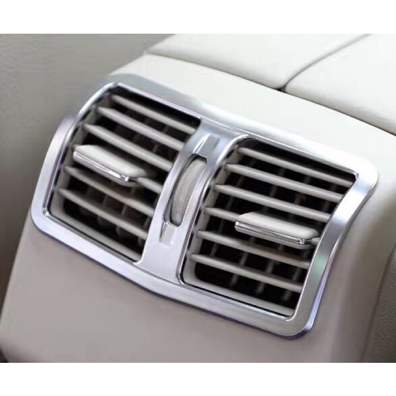 Mercedes Benz 賓士 E Class W212 後空調冷氣出風口飾板