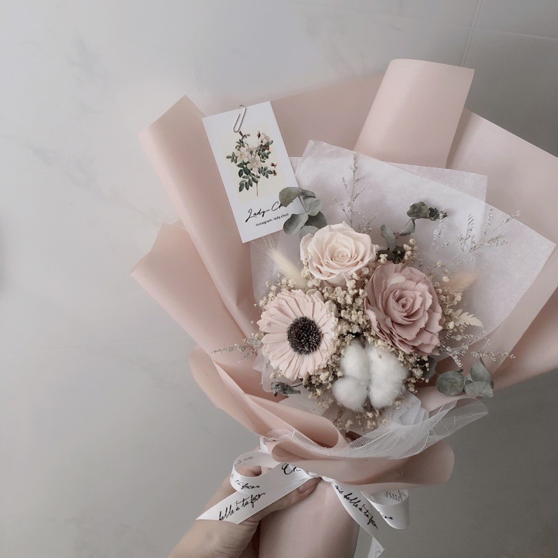 ᴄʜᴜɴ 二月預訂乾燥花束 生日花束乾燥花束教師節花束 客製配色仙女粉色奶茶色各色系客製 蝦皮購物
