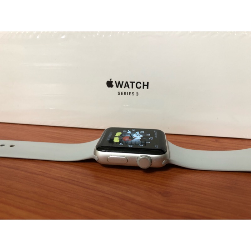 Apple watch s3 銀色 42mm GPS版