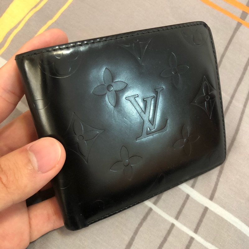 Louis Vuitton LV 男用短夾 漆皮 壓紋