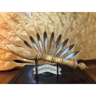滼淅【臺灣黃檜文昌筆(含座)】(招財、納福、大筆、財源廣進、步步高昇、官運亨通、閃光、閃花、風水吉祥物)