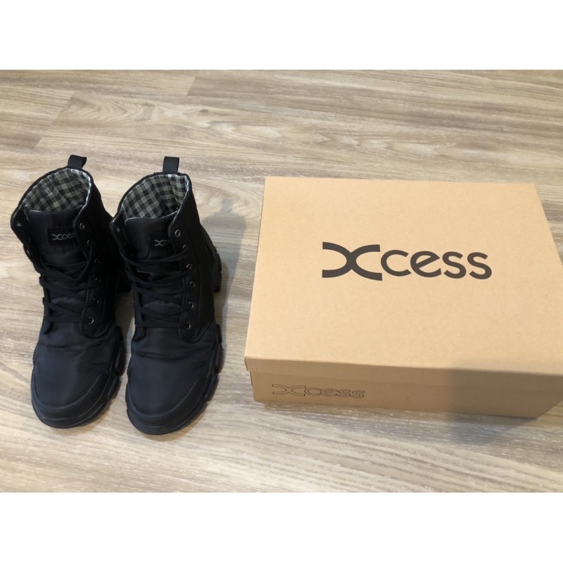 Xcess 經典黑高筒靴防撥水7號 蝦皮購物