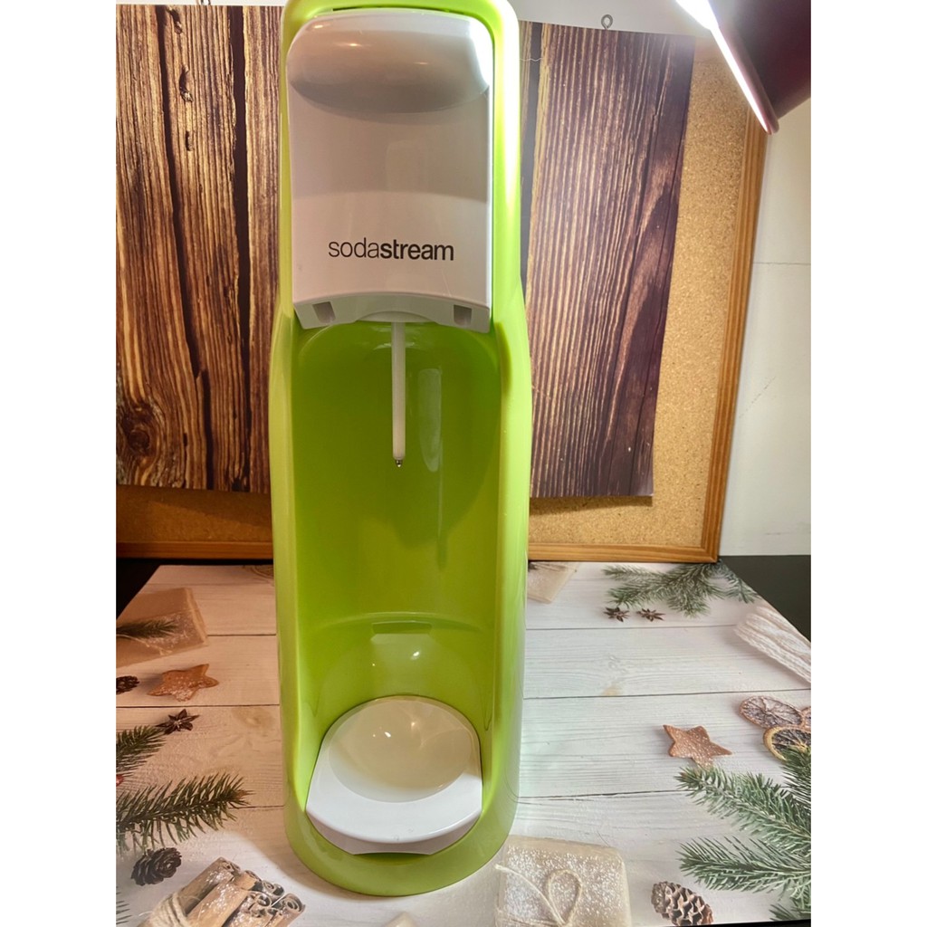 sodastream Genesis氣泡水機 綠色(鋼瓶x1+1L專用水瓶x3）