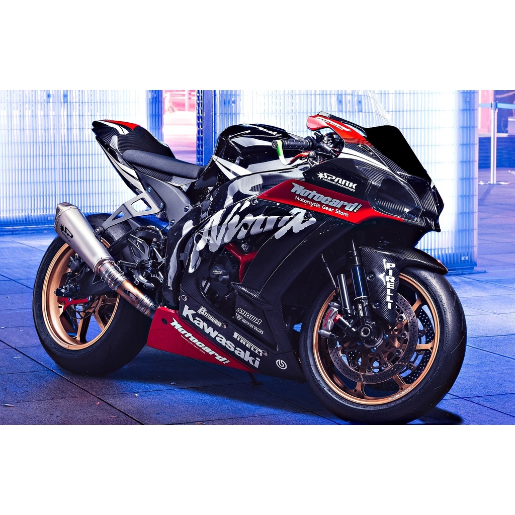 源兄 用  2019 KAWASAKI ZX-10R  冬測 MOTOCARD 紅黑設計款