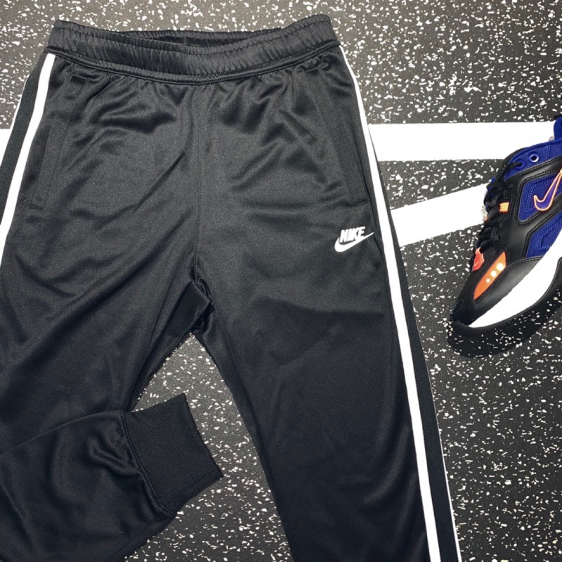 [TAKAO打狗]NIKE NSW TRIBUTE JOGGER 休閒運動 縮口褲 經典款 AR2256-010