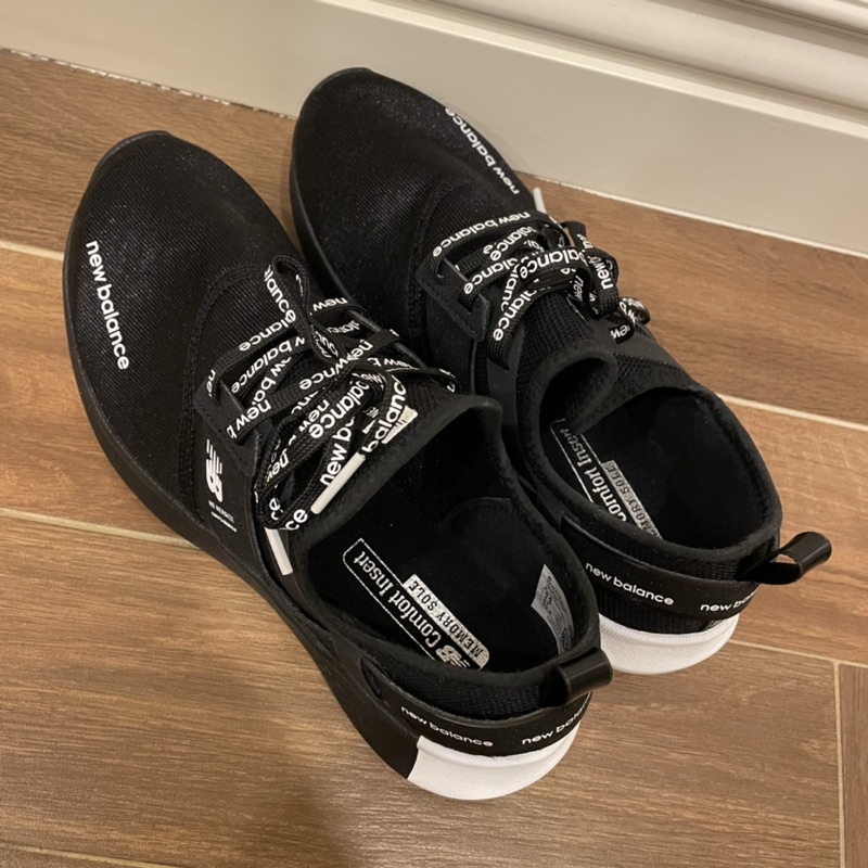 NEW BALANCE黑色訓練鞋