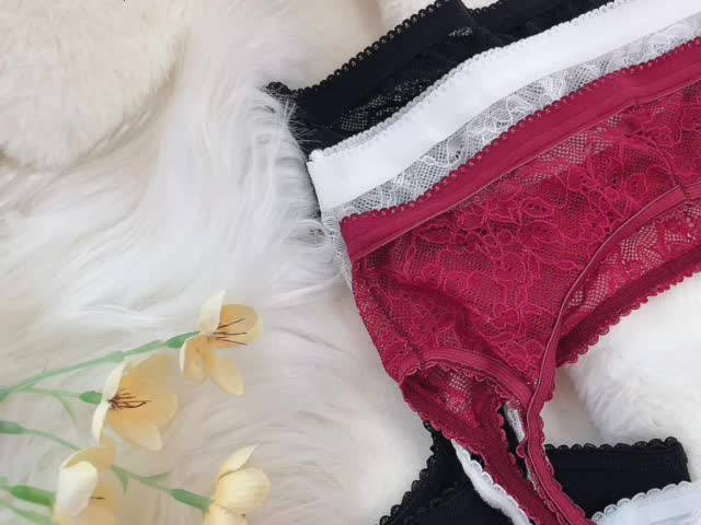 Mini Queen吊帶襪- 微香赫本-優雅裸膚百搭蕾絲連身大腿襪(3色)
