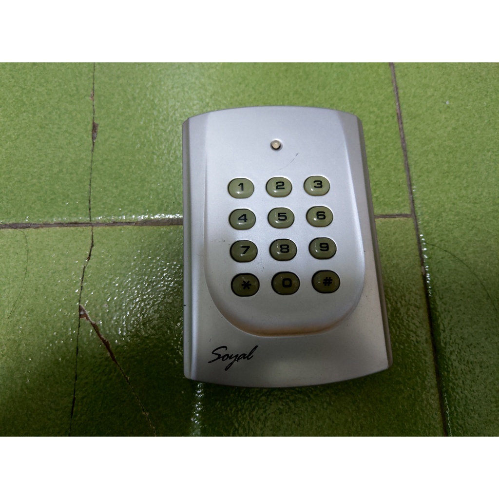 2手 銀色 SOYAL AR721H (送電源及磁扣) EM125KHZ連線型(單機型 )門禁讀卡機 刷卡機請詳看內文
