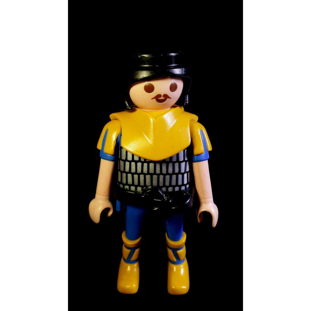 C-19 櫃 現狀品 ： 摩比 PLAYMOBIL 2002 人偶 摩比人 GUARD 小鬍子 守衛兵 　富貴玩具店