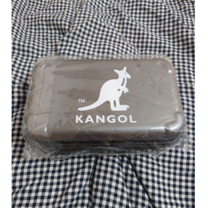 kangol硬殼收納小包
