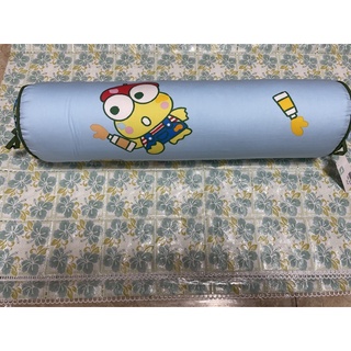 Sanrio三麗鷗大眼蛙皮皮蛙keroppi長條圓柱抱枕長抱枕