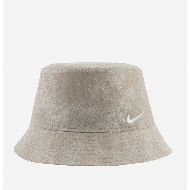 {M.Lu} Nike solo swoosh bucket hat (黑/米白）
