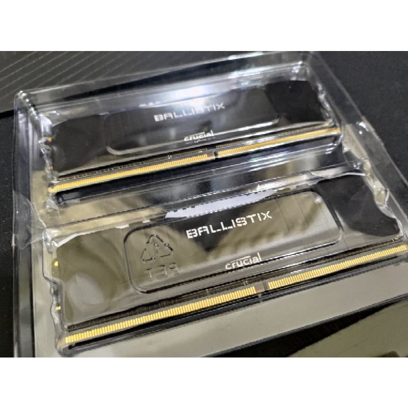 Crucial 美光 BALLISTIX DDR4 3200 8G*2 RGB