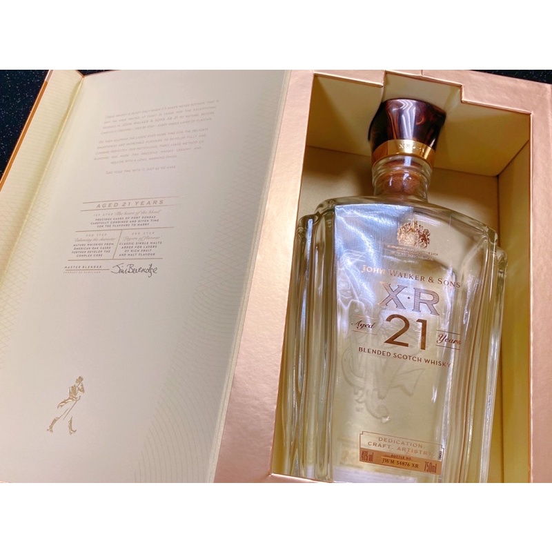 [二手 ］JOHNNIE WALKER XR21 蘇格蘭威士忌空瓶➕盒1組