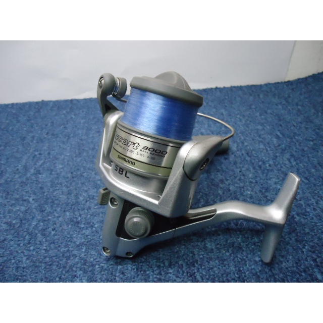 Shimano Accort 3000 捲線器