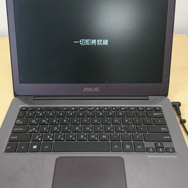 [國慶日特價] ASUS UX305F 華碩 13吋 筆電 4GB 256G SSD 輕薄 少用 九成新 zenbook