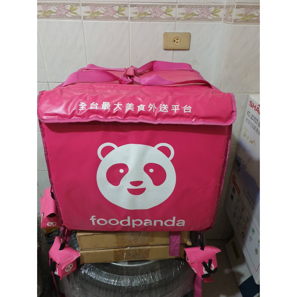 Foodpanda 熊貓外送大箱（二手）附短袖