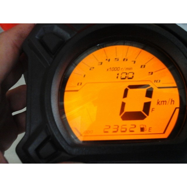 BWS 大B (R版，雙碟版)新中古液晶錶 碼錶組 只騎2362KM  馬表 儀表 儀錶