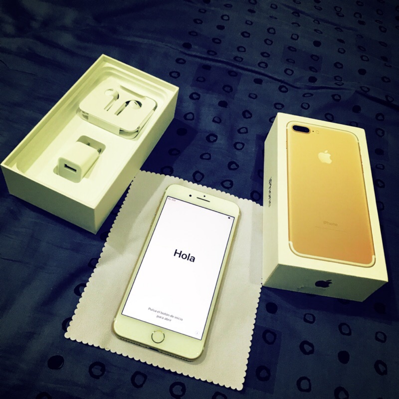 台灣公司貨 蘋果 Apple iPhone 7 plus 7+ 32g  土豪金 金色 外觀極新 二手美品