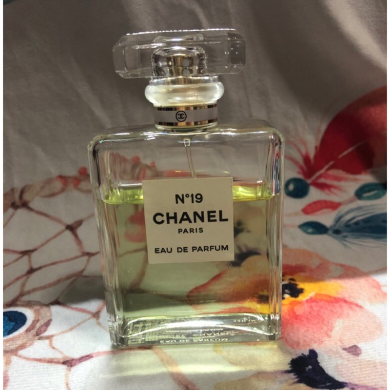 Chanel 香奈兒 19號 N19 19 淡香精 香水 100ml