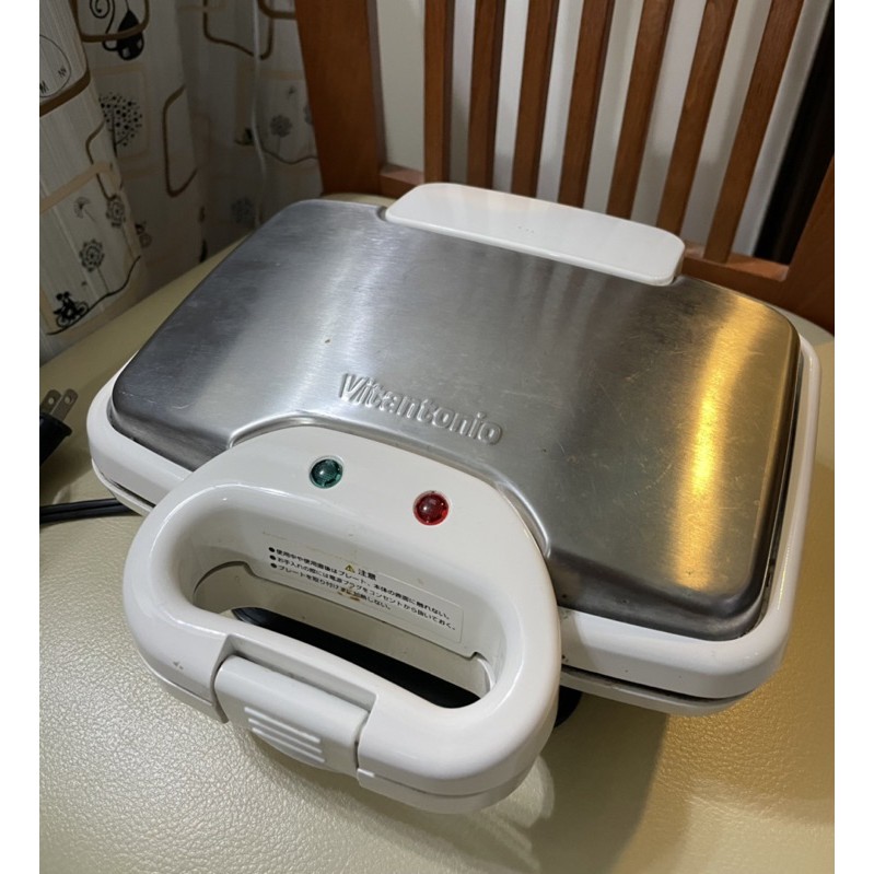 ［二手] 日本Vitantonio 鬆餅機，附三個烤盤