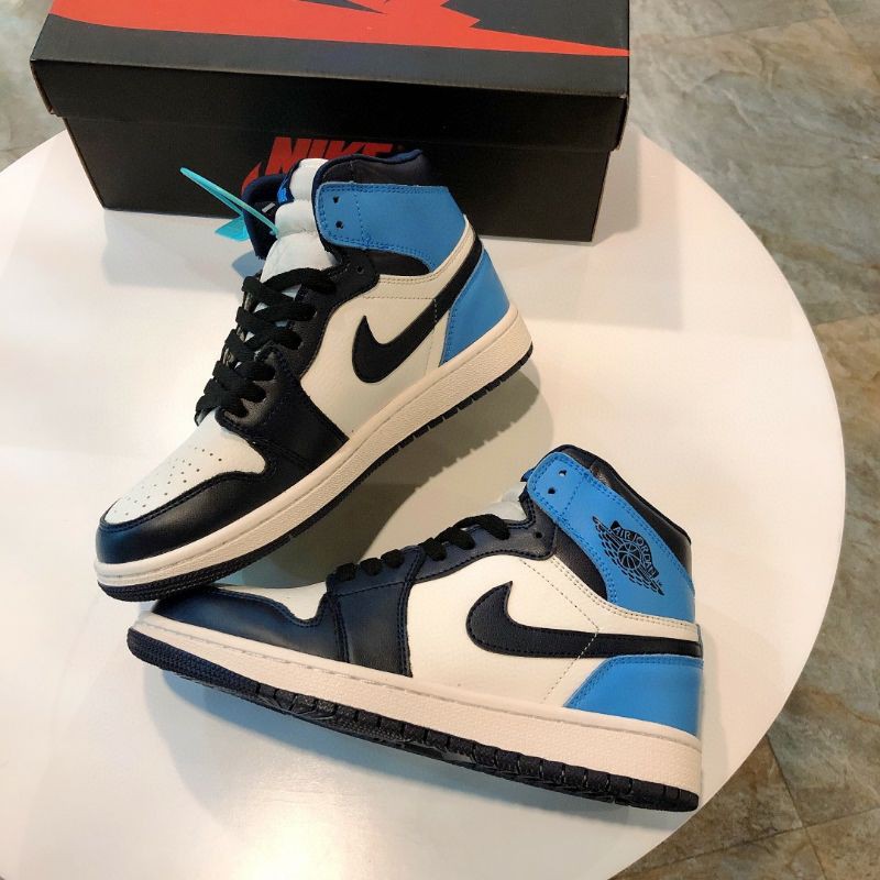 air jordan 1 obsidian size 5