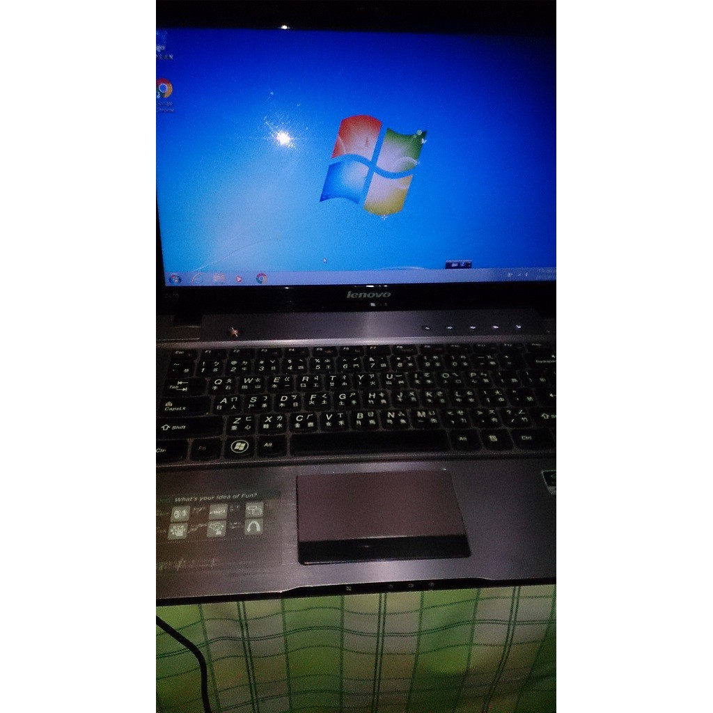 Lenovo z470 cpu=i5-2410m 8G RAM 500G硬碟,GT520 獨立顯卡