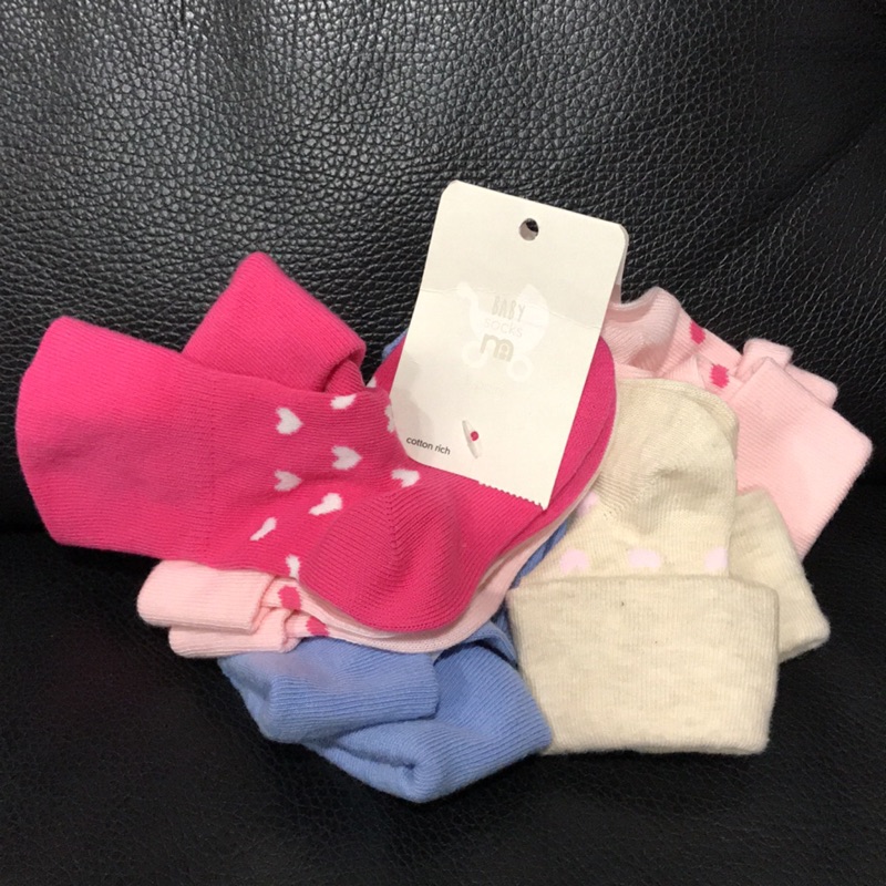 全新mothercare愛心嬰兒襪子0-6m五雙組